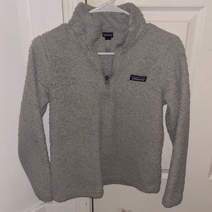 women’s xs patagonia sherpa quarter zip